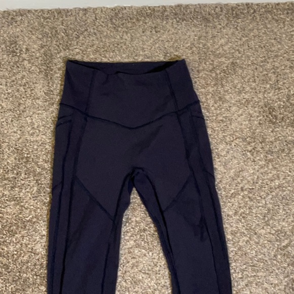 Lululemon leggings - Picture 3 of 9